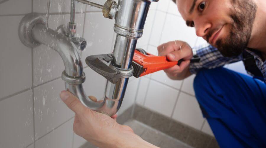 Expert burst pipe repair services in Captiva, FL